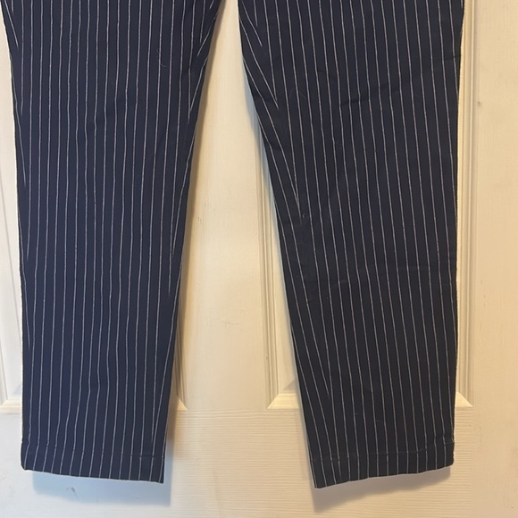 Banana Republic Grayson Slim Tapered Fit Pants Size 33 x 32 NWT Blue - Picture 3 of 8
